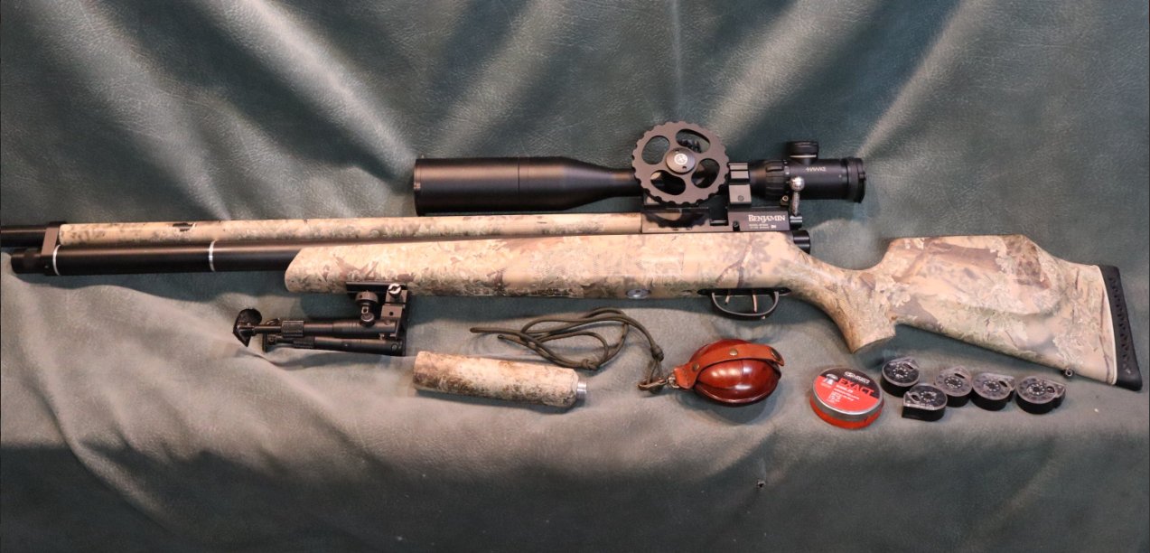Benjamin BP2563 s optikou Hawke