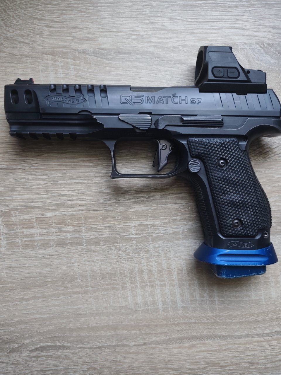 Walther Q5