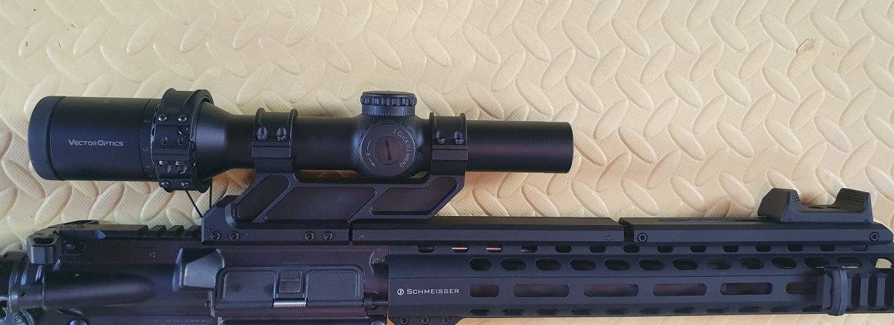 LPVO Continental 1-8x24i + rychlozoom systém